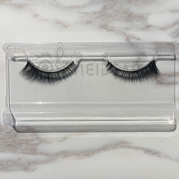 Eye lash